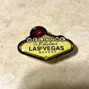 Las Vegas Pin Thing LIGHTS UP!